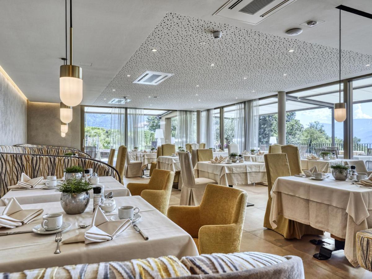 Hotel Traubenheim Tirolo Bagian luar foto