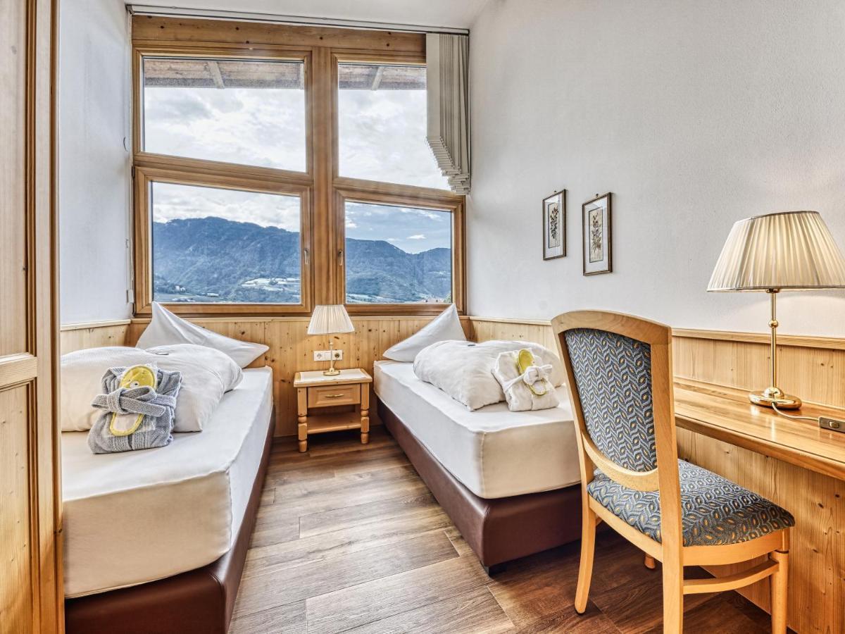 Hotel Traubenheim Tirolo Bagian luar foto